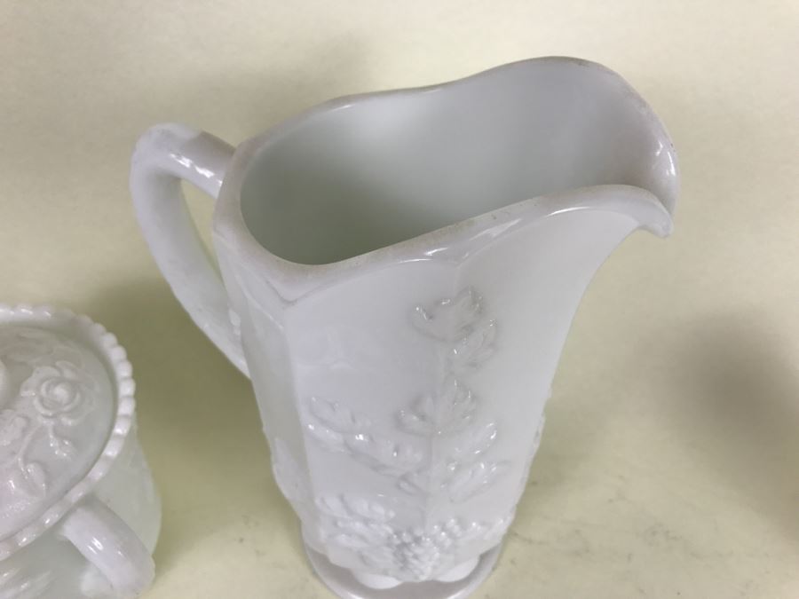 Vintage Milk Glass Lot [Photo 5]