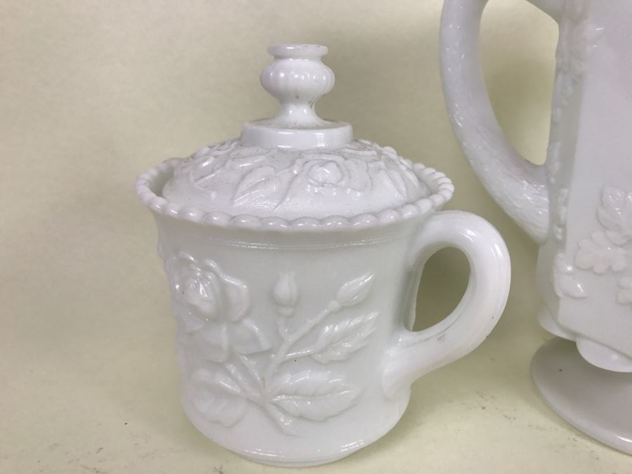 Vintage Milk Glass Lot [Photo 8]
