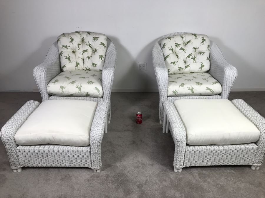 Pair Of Lloyd Flanders Loom Wicker Outdoor Chairs With Ottomans And Frog Cushions White High End [Photo 1]
