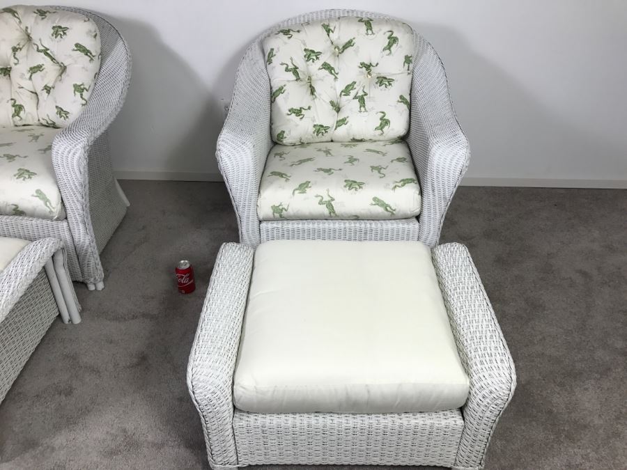 Pair Of Lloyd Flanders Loom Wicker Outdoor Chairs With Ottomans And Frog Cushions White High End [Photo 10]