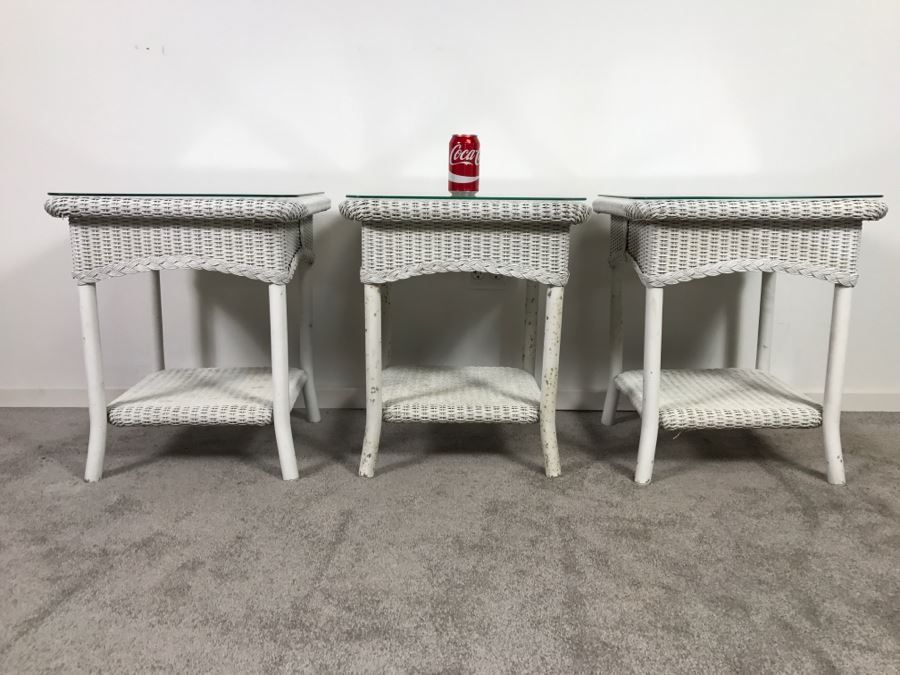 Lloyd Flanders Wicker Outdoor Coffee Table And (3) Lloyd Flanders Tables With Glass Tops [Photo 9]