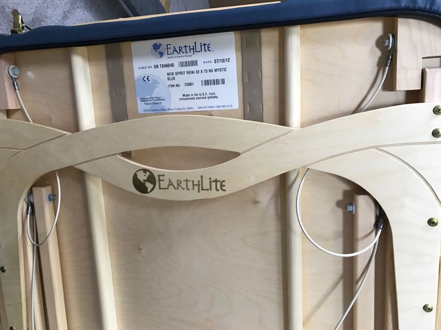 New EarthLite Professional Portable Massage Table New Spirit Reiki 32 X 73 NS Mystic Blue 25801 Retails $429 [Photo 14]