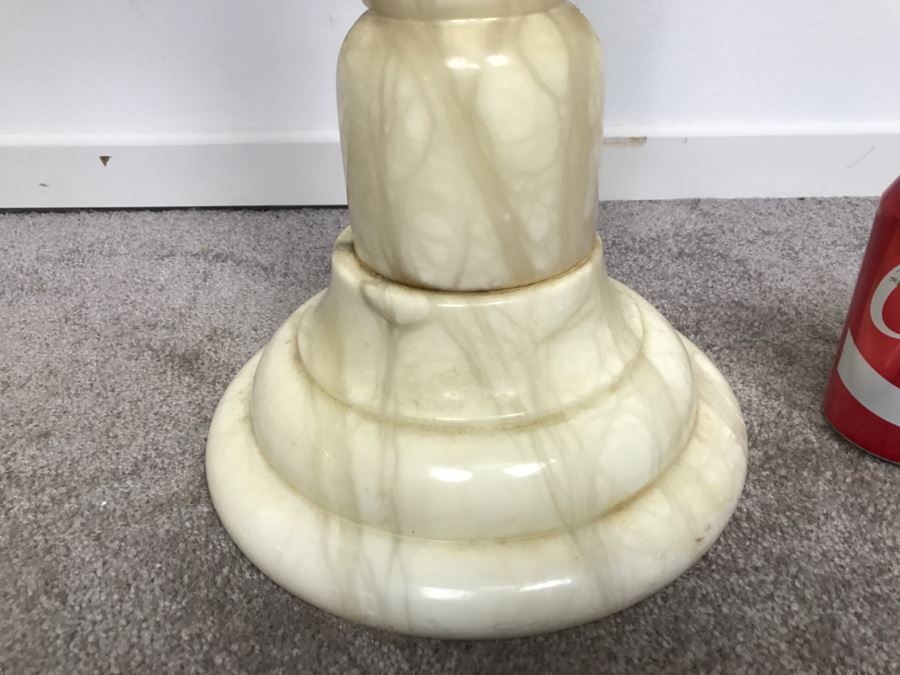 White Marble Turned Side Table [Photo 3]