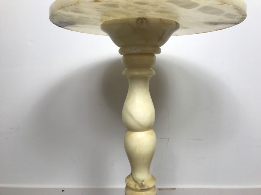 White Marble Turned Side Table [Photo 4]