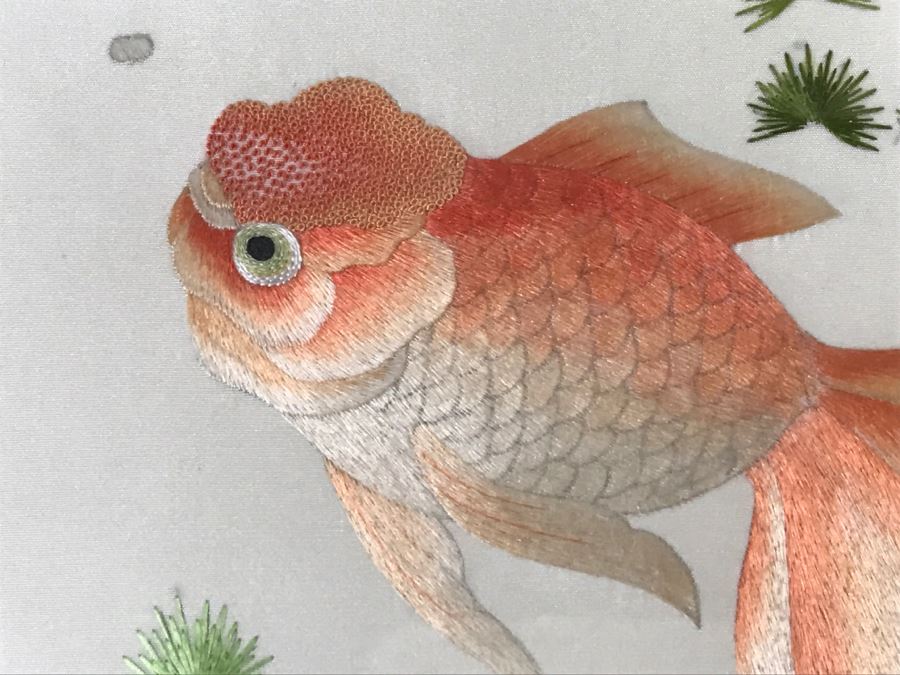 Very Fine Vintage Hand Stitched Silk Embroidery Of Koi Fish Signed And Framed [Photo 11]