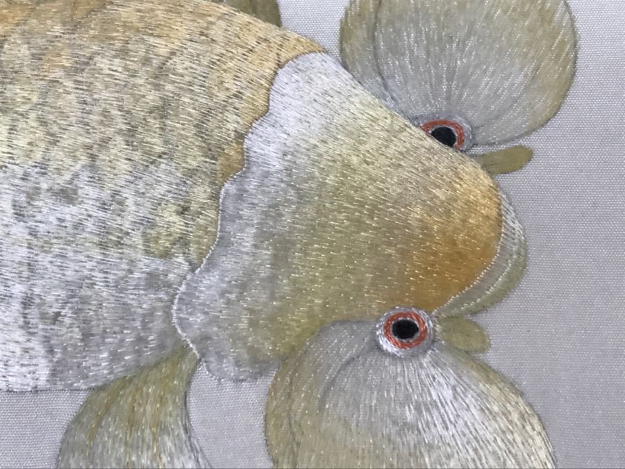 Very Fine Vintage Hand Stitched Silk Embroidery Of Koi Fish Signed And Framed [Photo 10]