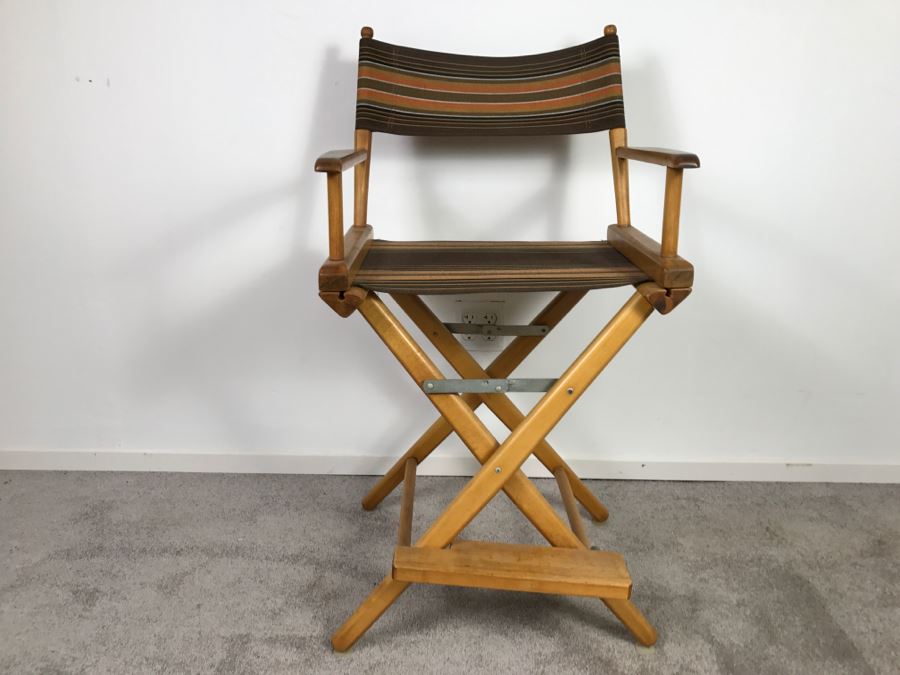 Bar-Height Director's Chair [Photo 3]