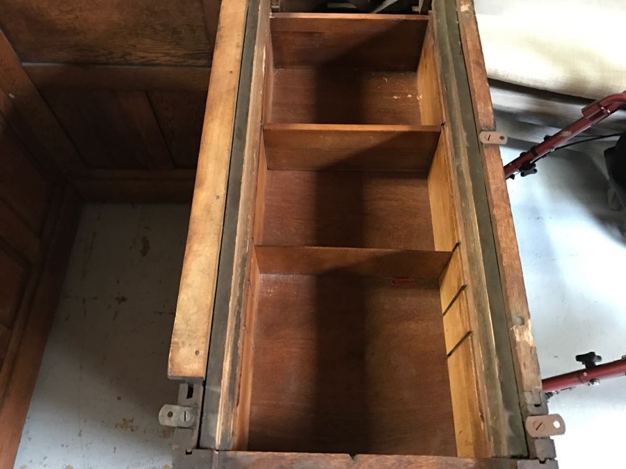 Old Oak Roll Top Desk [Photo 6]