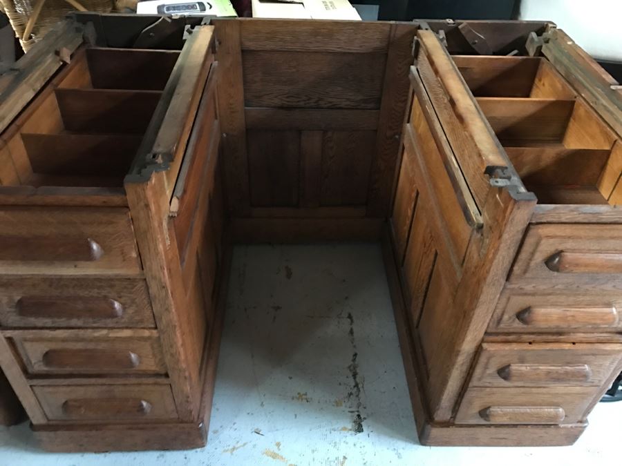 Old Oak Roll Top Desk [Photo 5]