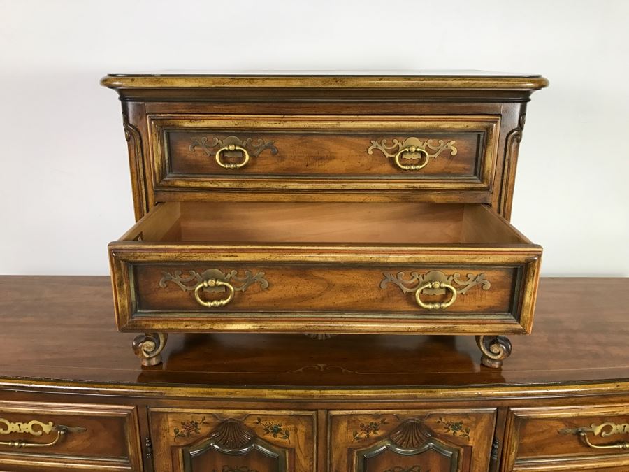 Brittany Drexel Heritage Dresser And Nightstand [Photo 13]
