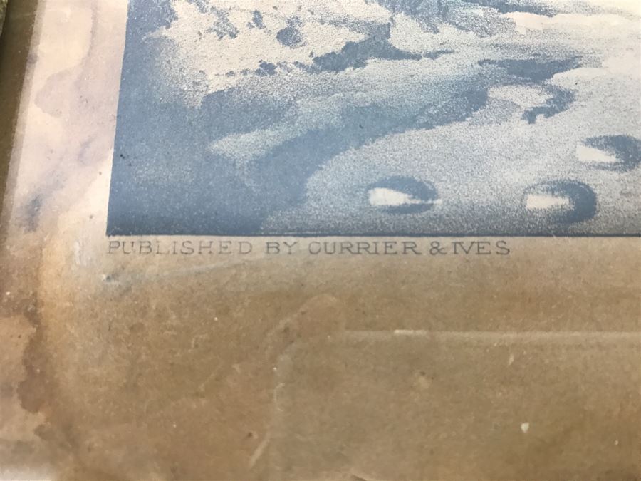 Antique Currier & Ives Lithograph 'Bear Hunting Close Quarters' Hand Colored In Antique Frame [Photo 10]