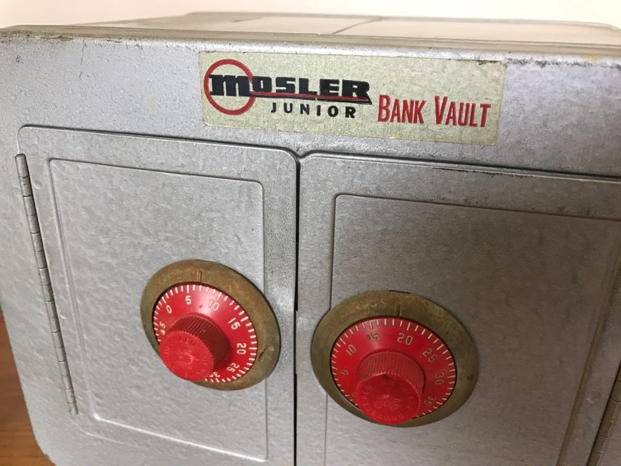 (2) Kid's Metal Safes And Toy Slot Machine [Photo 6]