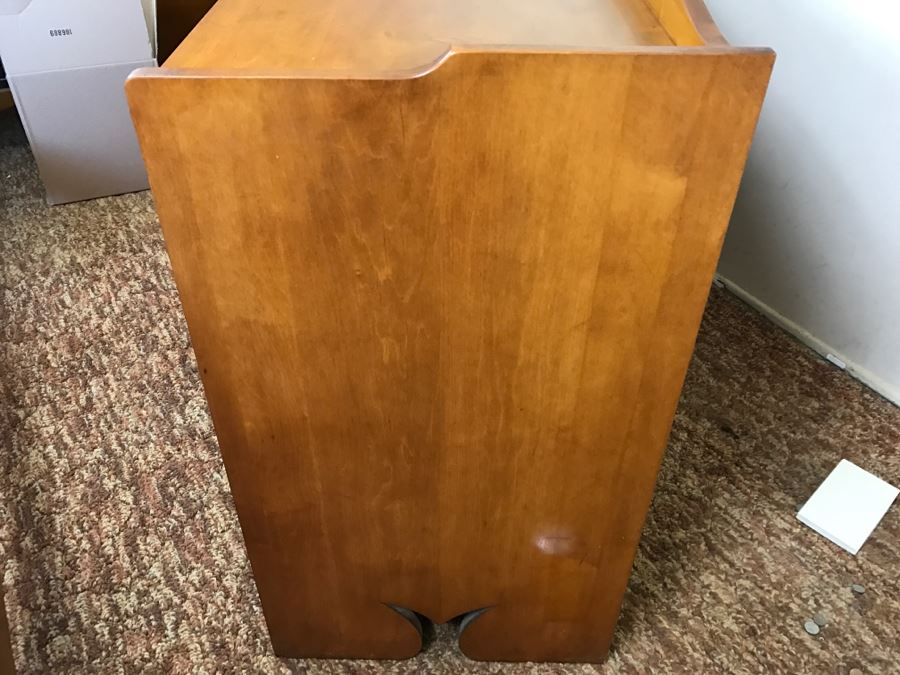 Chest Of Drawers Dresser By Crawford Furniture Jamestown, New York [Photo 12]