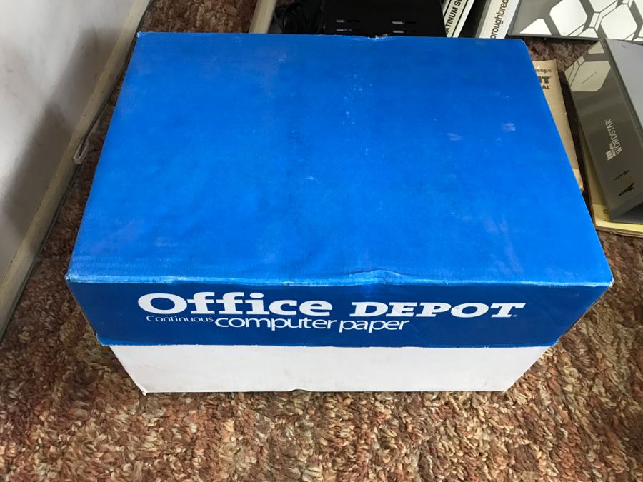 Vintage Zenith Heath Computer Systems Computer With Manuals, Monitor, HP 7550A Graphics Plotter, EPSON Printer, Heatkit Outlet And US Robotics 2400 Modem [Photo 34]