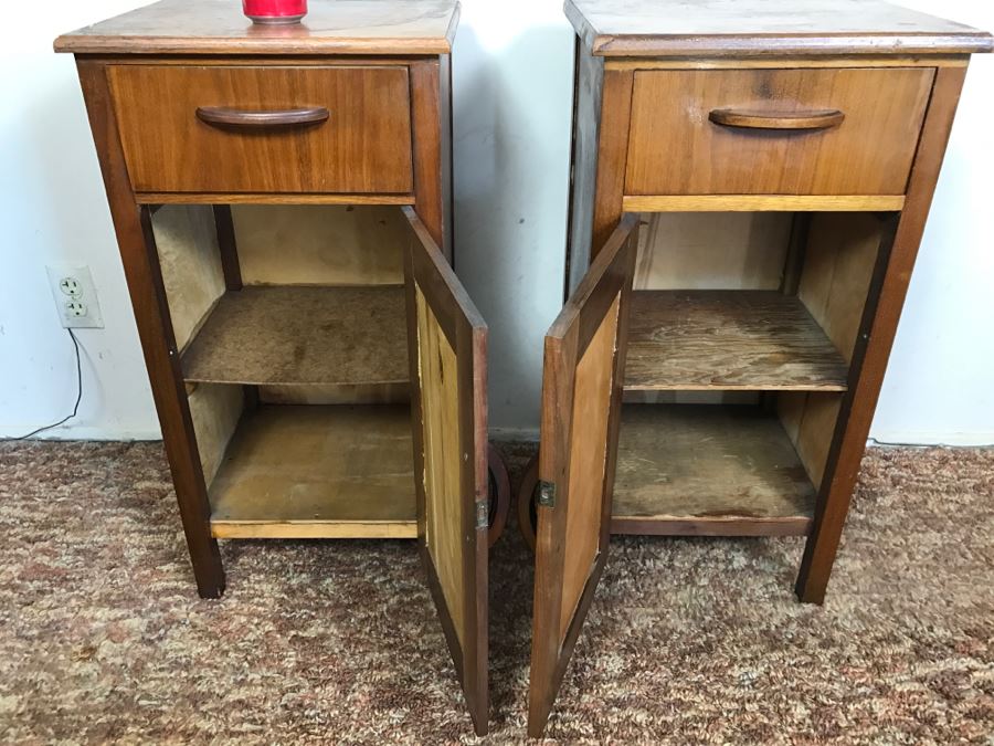 Pair Of Vintage Nightstands Side Tables [Photo 6]