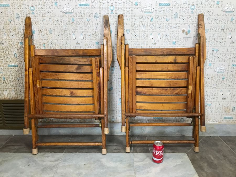 Pair Of Vintage Wood Folding Chairs Slatted Ship Deck Chairs [Photo 2]