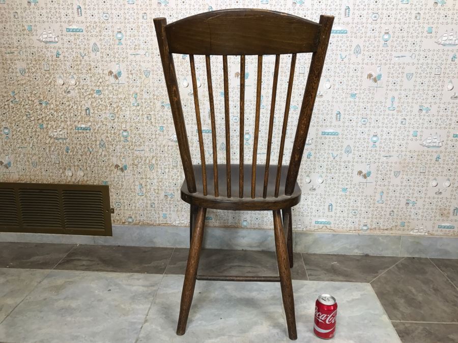 Vintage Wooden Chair [Photo 6]