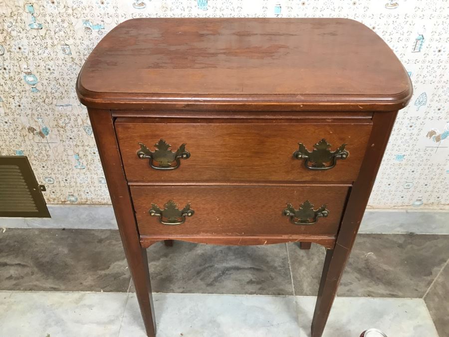 Vintage Sewing Cabinet With Sewing Supplies [Photo 5]