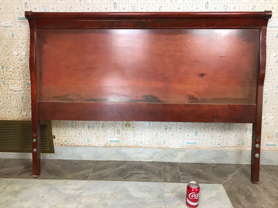 Queen Size Wooden Headboard [Photo 5]