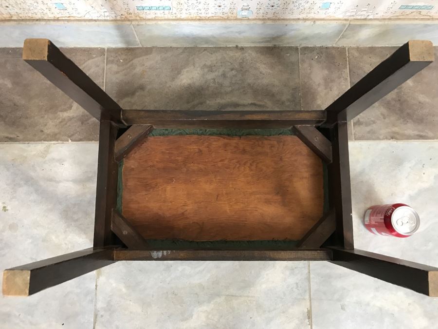 Vintage Wooden Bench [Photo 5]