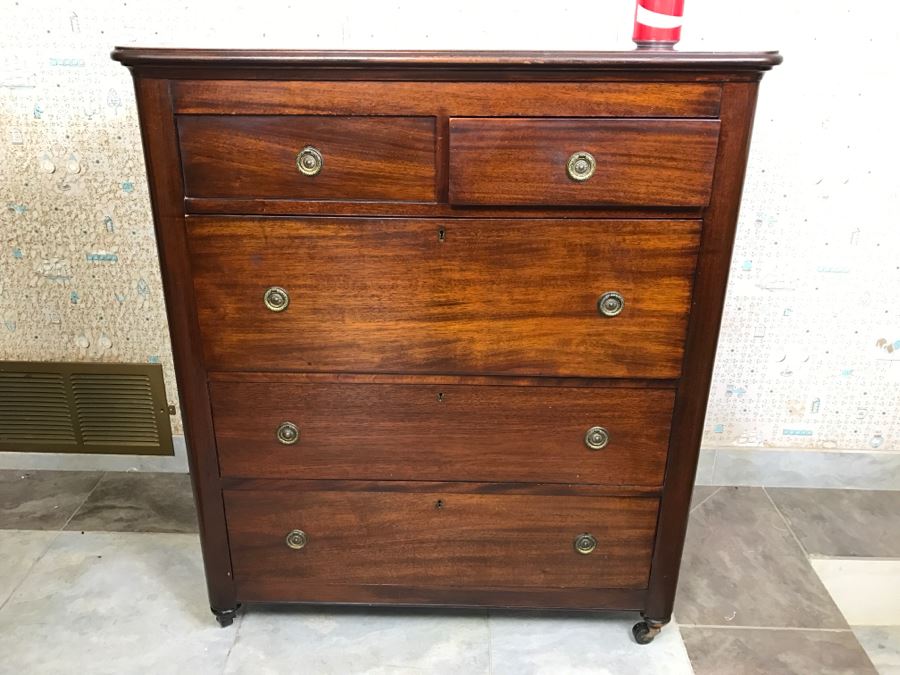 Vintage Berkey & Gay Furniture Chest Of Drawers Dresser With Casters [Photo 5]