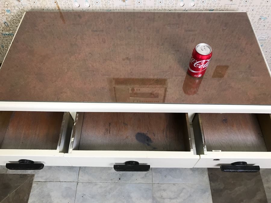 Mid-Century White And Black Desk [Photo 9]