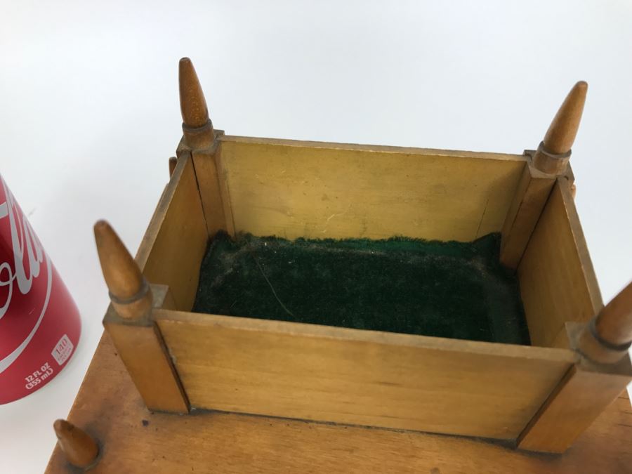 Vintage Wooden Sewing Box With Pincushions And Various Supplies Including Cub Scouts Patches [Photo 13]