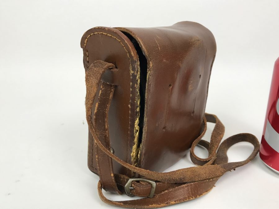 Bell & Howell FILMO 8MM Film Camera With Leather Case [Photo 5]