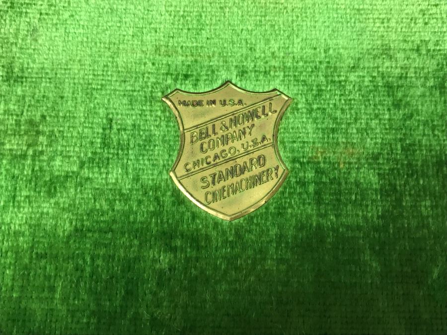 Vintage 16MM Filmo 70 Film Camera Bell & Howell With Original Case And Manual [Photo 10]