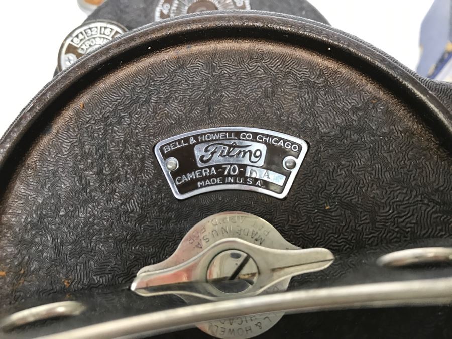 Vintage 16MM Filmo 70 Film Camera Bell & Howell With Original Case And Manual [Photo 26]