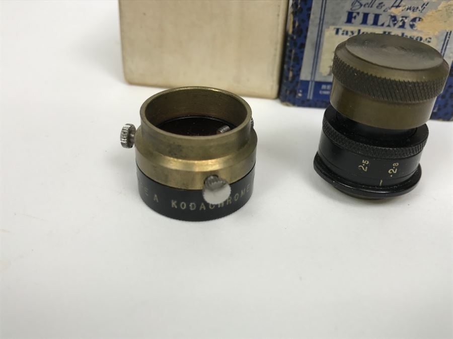 Vintage 16MM Filmo 70 Film Camera Bell & Howell With Original Case And Manual [Photo 35]