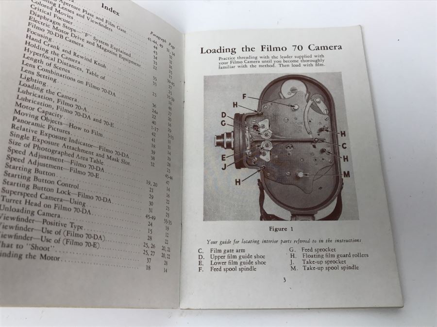 Vintage 16MM Filmo 70 Film Camera Bell & Howell With Original Case And Manual [Photo 40]