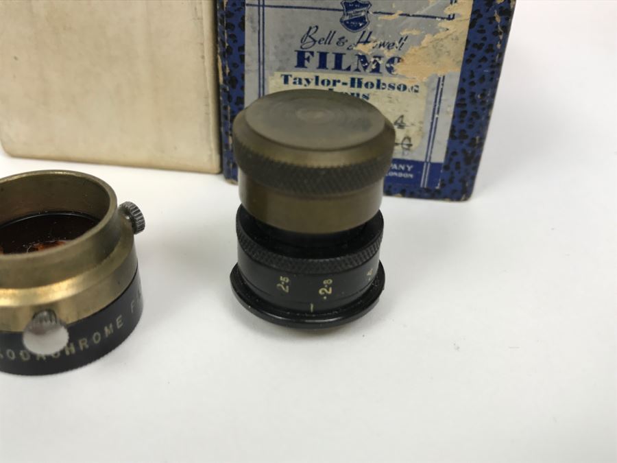 Vintage 16MM Filmo 70 Film Camera Bell & Howell With Original Case And Manual [Photo 34]