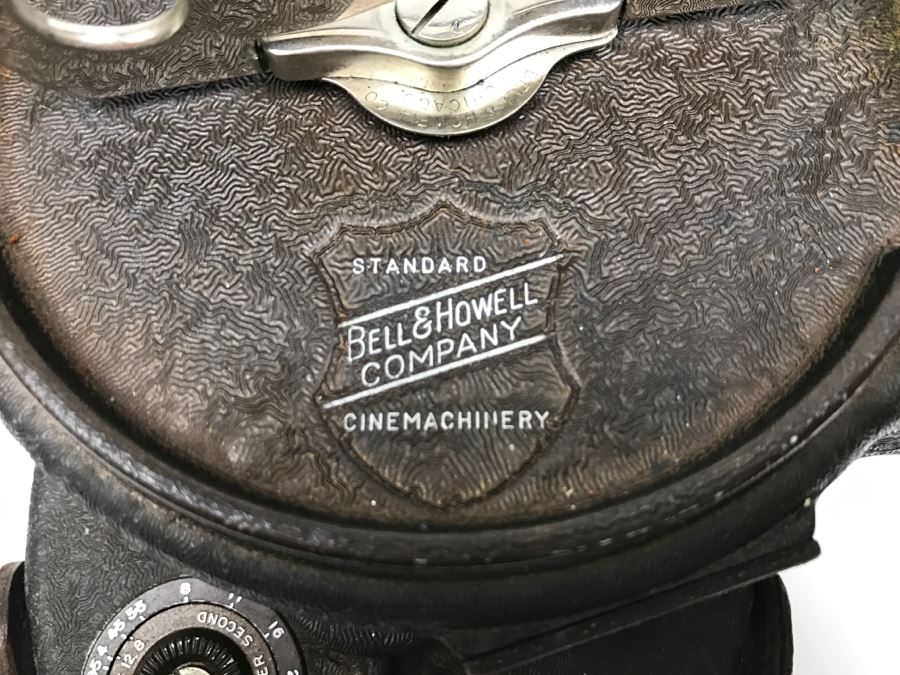 Vintage 16MM Filmo 70 Film Camera Bell & Howell With Original Case And Manual [Photo 25]