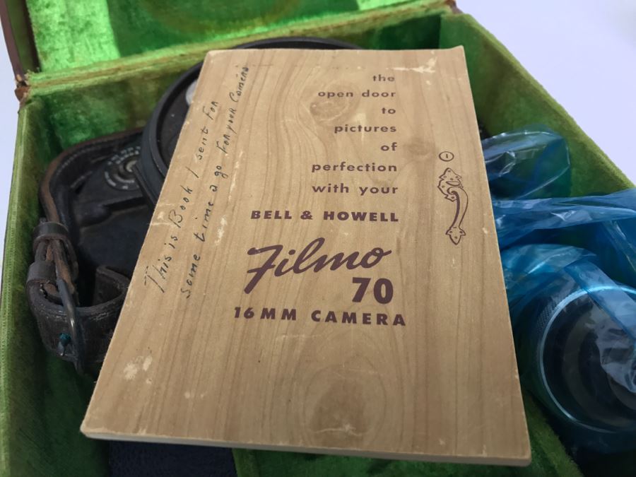 Vintage 16MM Filmo 70 Film Camera Bell & Howell With Original Case And Manual [Photo 9]