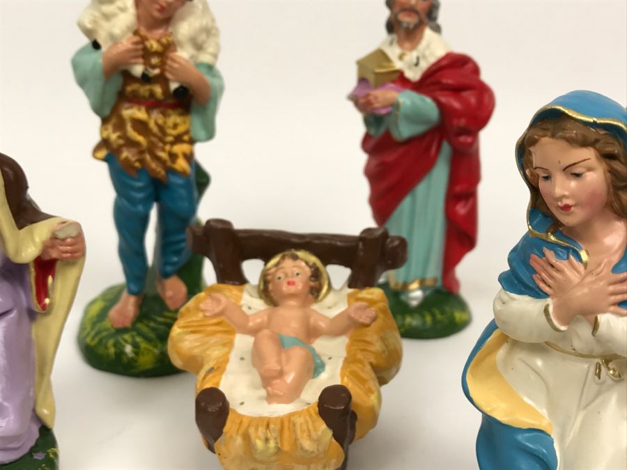 Vintage Hand Painted Italian Nativity Figurines [Photo 12]