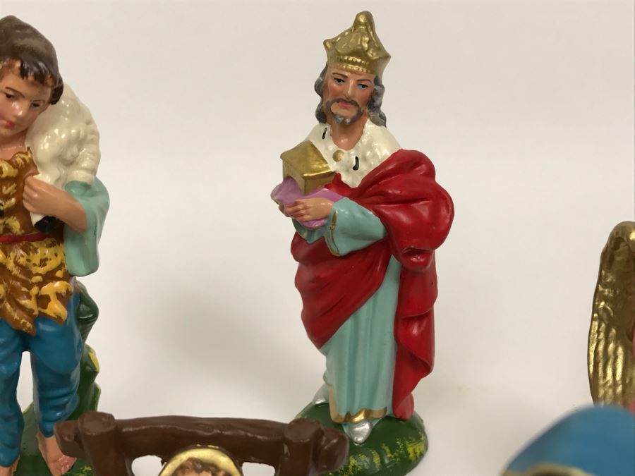 Vintage Hand Painted Italian Nativity Figurines [Photo 13]