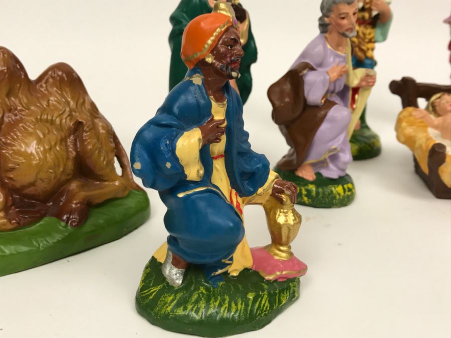 Vintage Hand Painted Italian Nativity Figurines [Photo 7]
