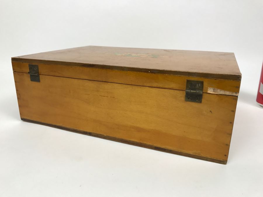 Vintage Wooden Box Filled With Vintage Scarves And Handkerchiefs [Photo 8]