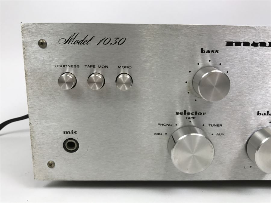 Marantz Console Stereo Amplifier Model 1030 [Photo 4]