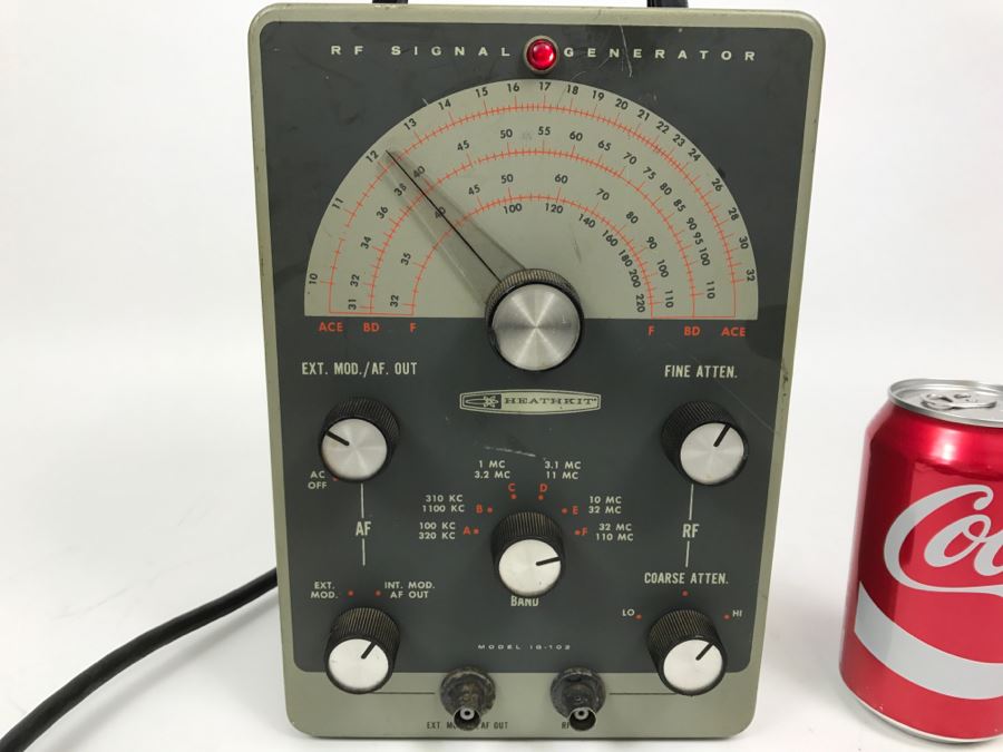 Heathkit RF Signal Generator [Photo 2]