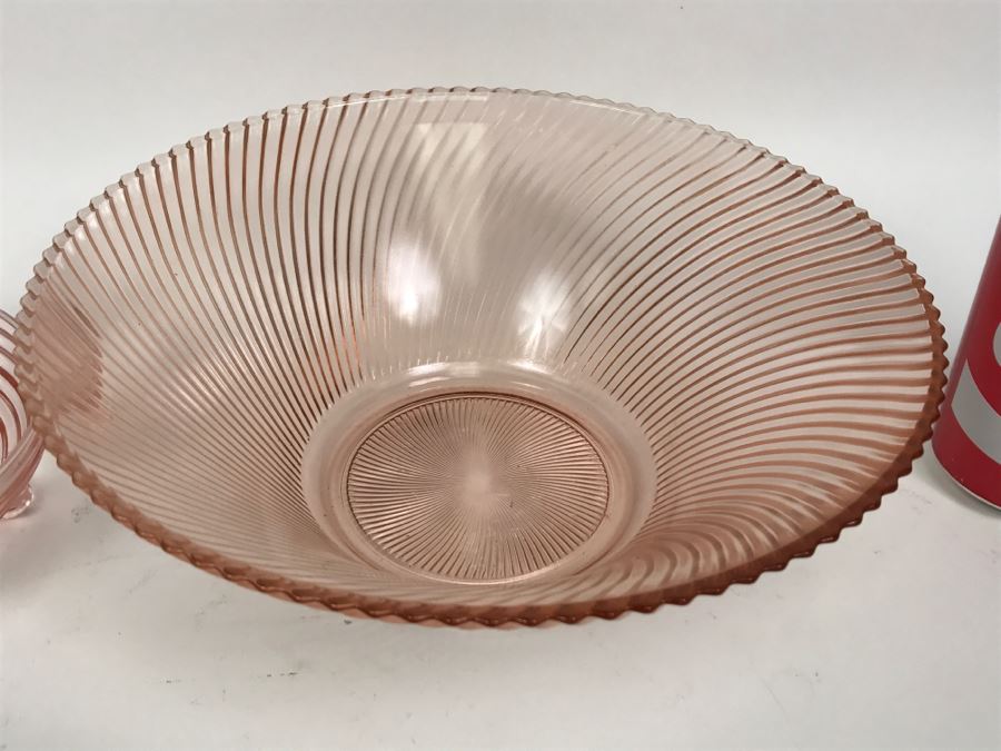 Pair Of Pink Depression Glass Bowls [Photo 7]