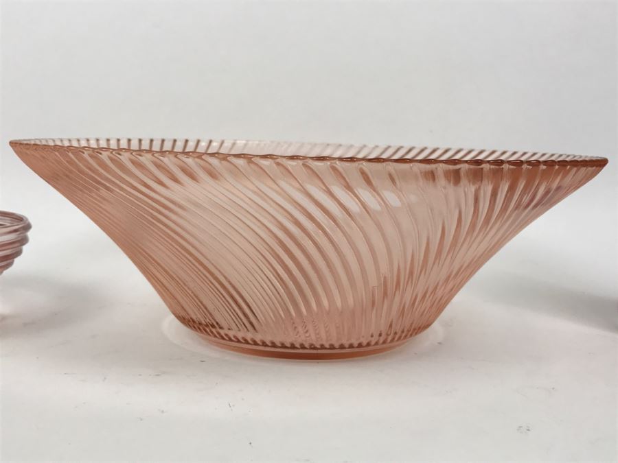 Pair Of Pink Depression Glass Bowls [Photo 2]