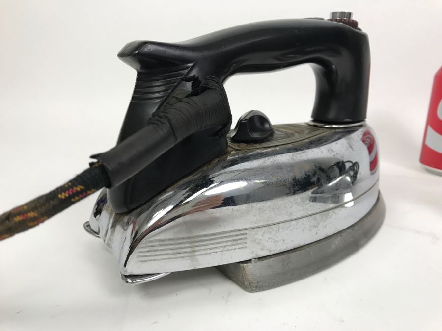 Pair Of Vintage Art Deco Irons [Photo 5]