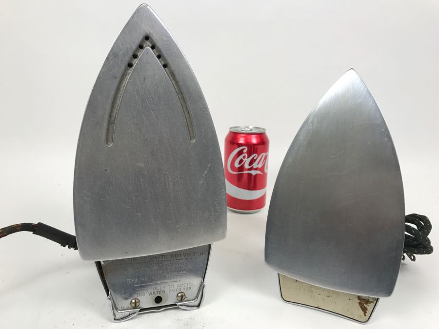 Pair Of Vintage Art Deco Irons [Photo 14]