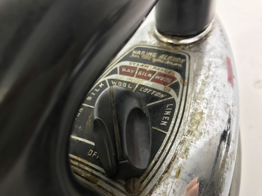 Pair Of Vintage Art Deco Irons [Photo 3]