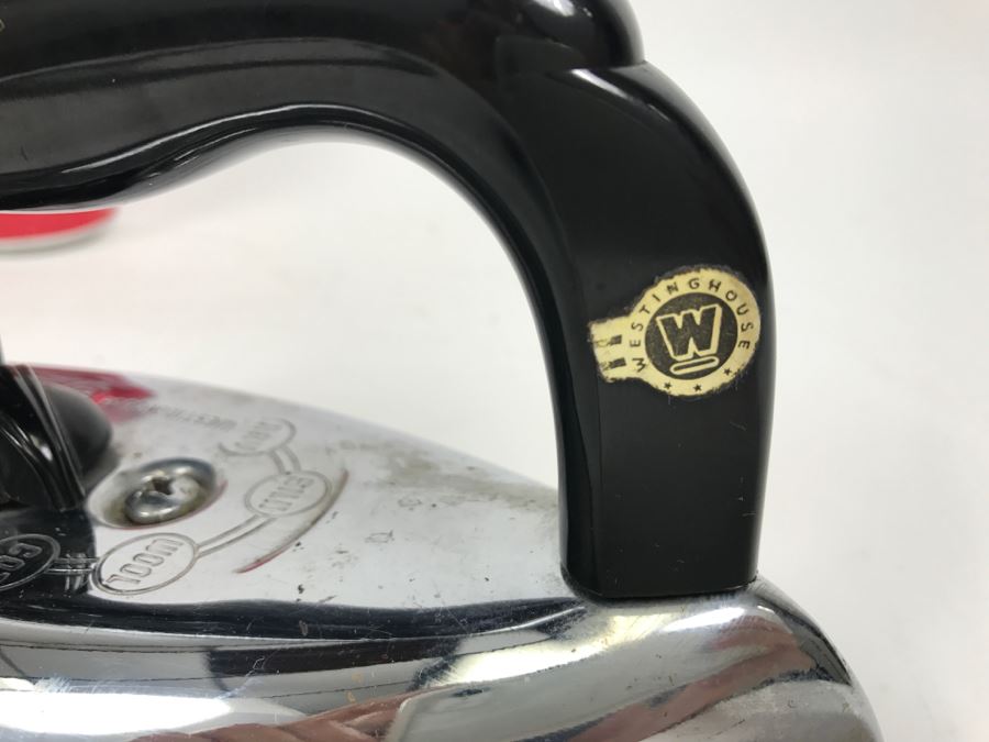 Pair Of Vintage Art Deco Irons [Photo 11]