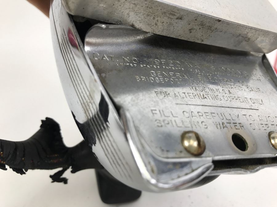 Pair Of Vintage Art Deco Irons [Photo 8]