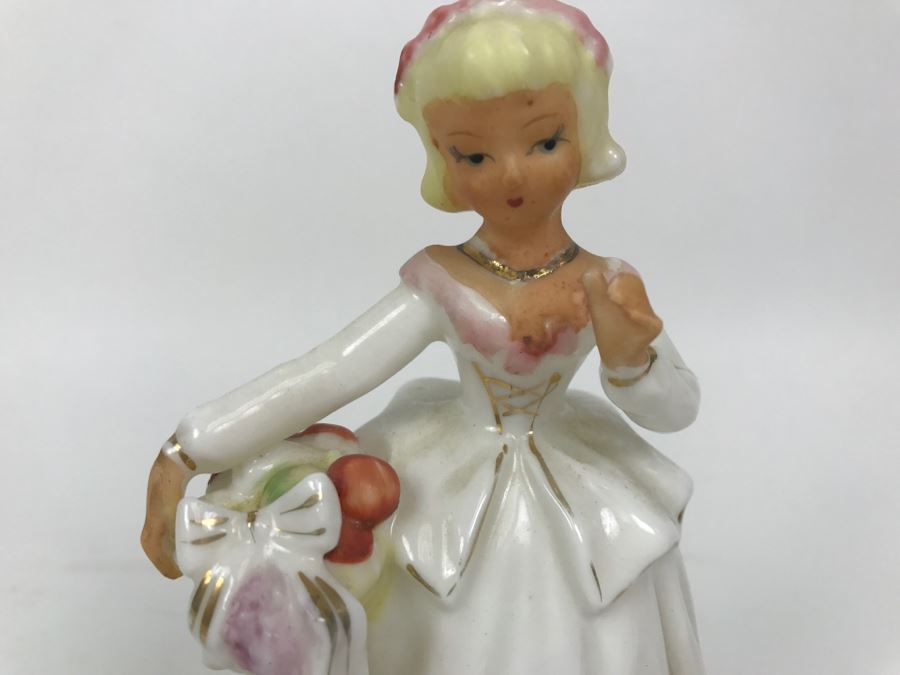 Vintage Girl Figurine Lamp [Photo 4]