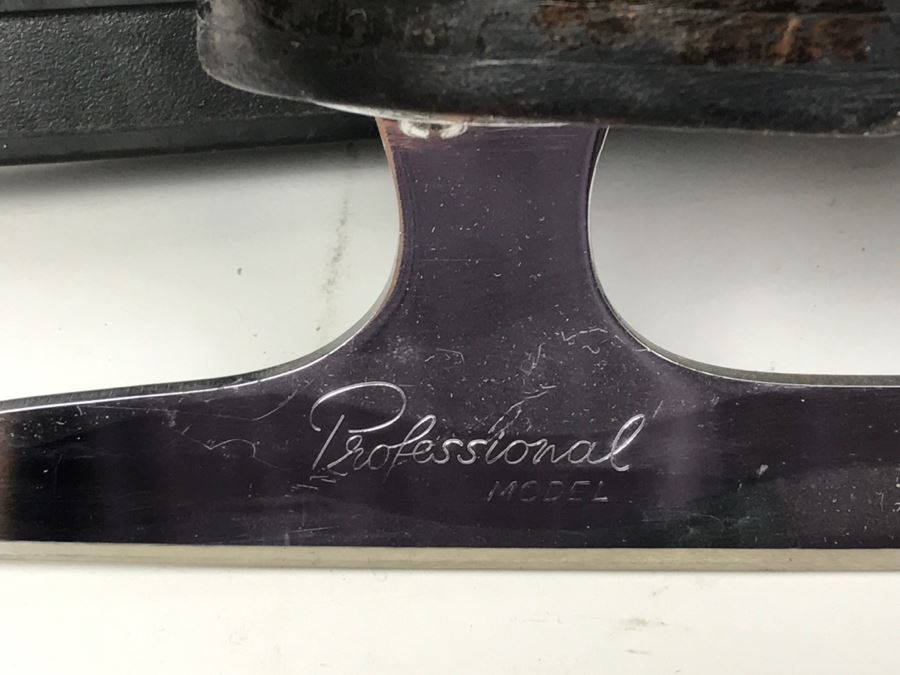 SP Teri Professional Figure Skates His And Her Ice Skates Sheffield Steel Blades Made In England Size 8B And 6 1/2A [Photo 5]